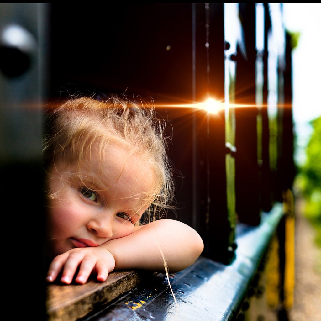 Lens Flares & Light Leaks Overlays – Photoshop & More